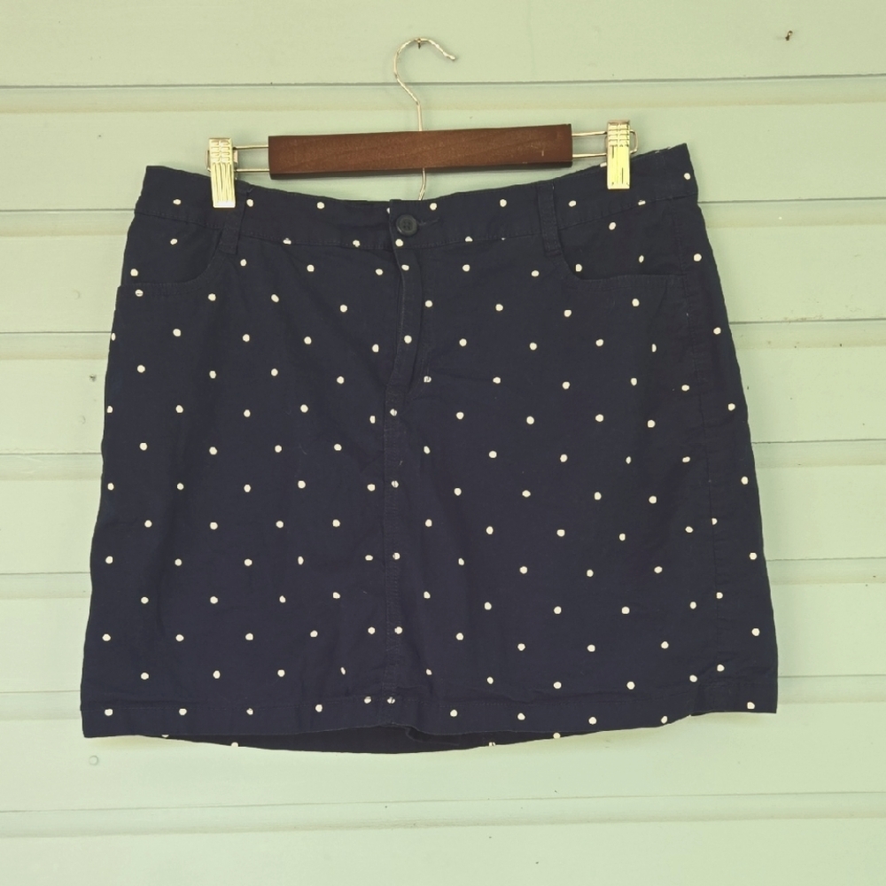 St. John's Bay Size 12 Navy Blue Skort